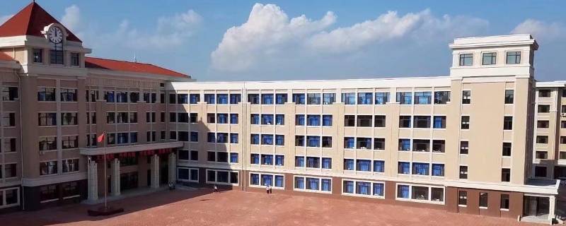 广西高中跟贵州高中区别